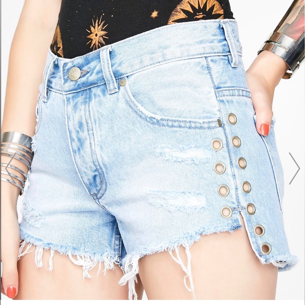 Neon Blonde lover eyelet shorts